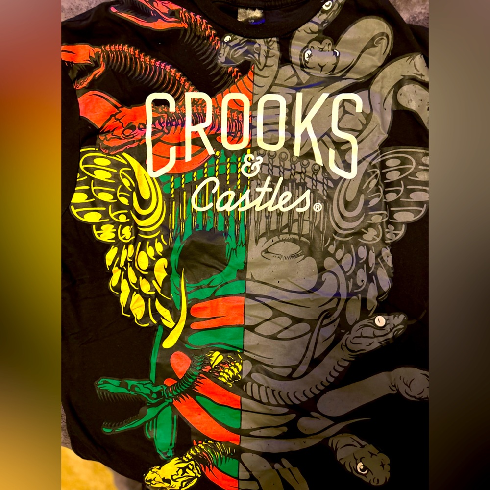 Crooks and castles Medusa t-shirt size Large